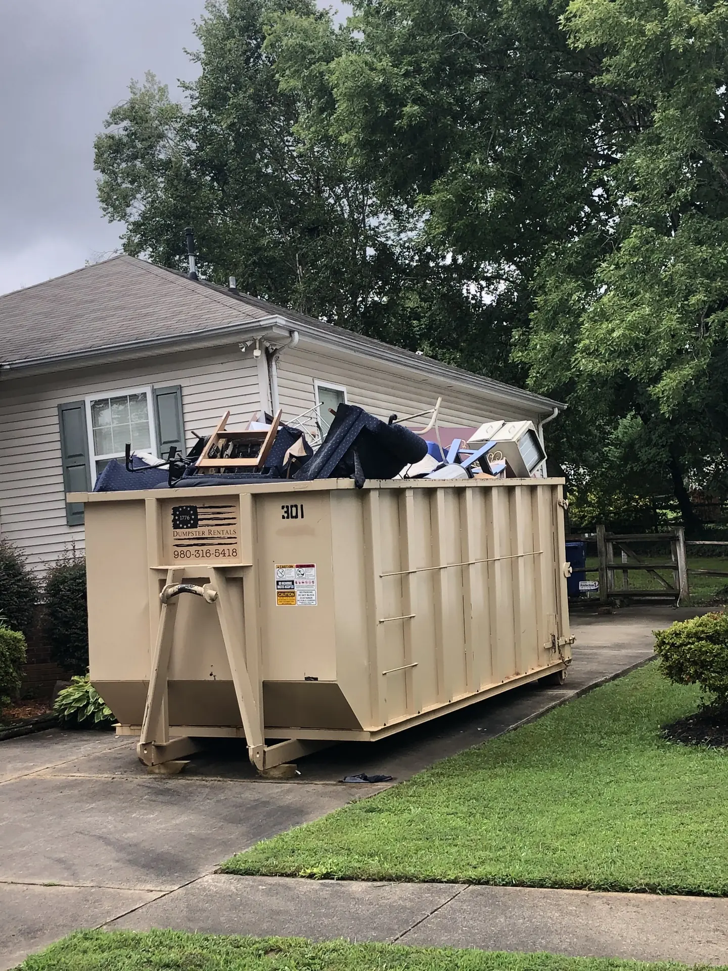 Home Cleanouts with a 1776 dumpster